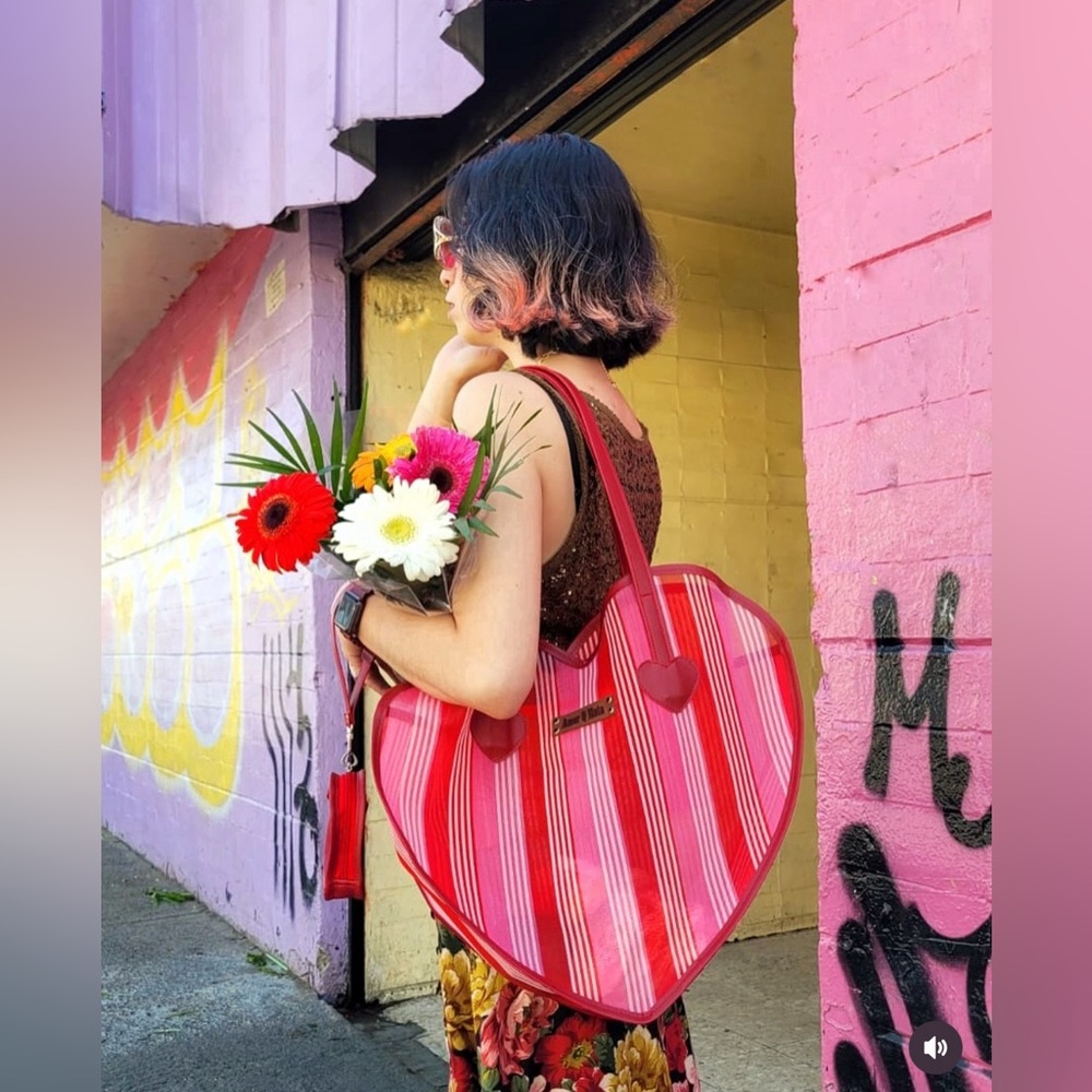 Mesh heart bag